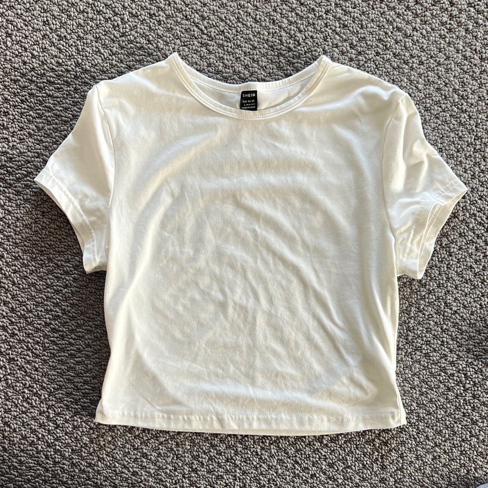 SHEIN Classic White Tee